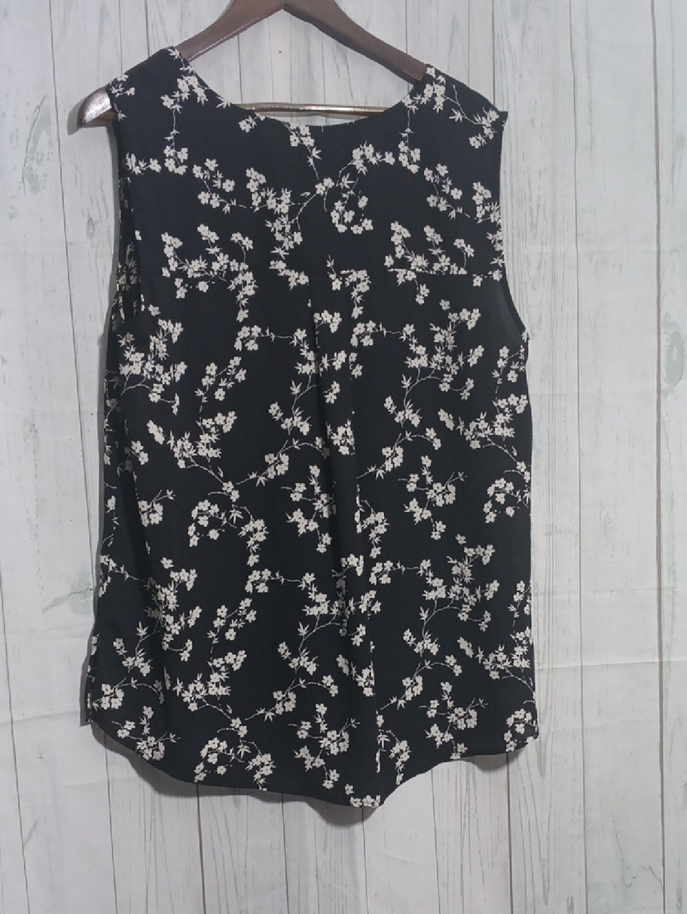 SOLD Talbots Floral Blouse Black And White Sz 2X - Picture 4 of 5